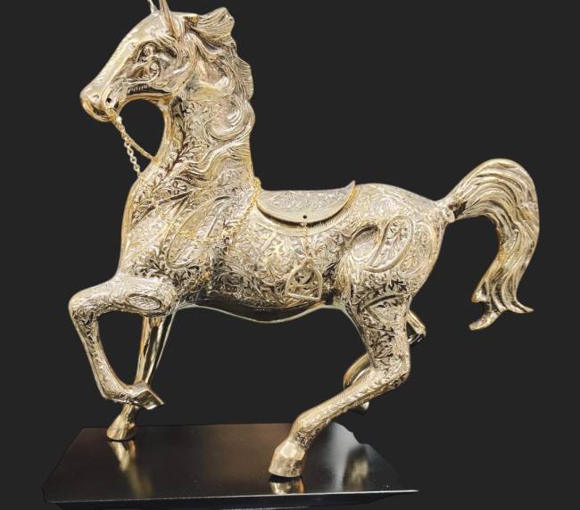 Antique Horse statue